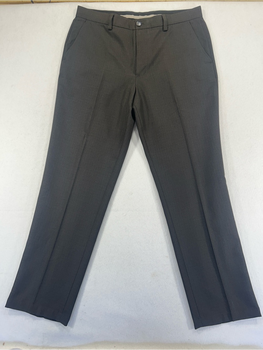 Greg Norman for Tasso Elba Men’s 34W 32L Gray Plaid Golf Dress Pants Flat Front